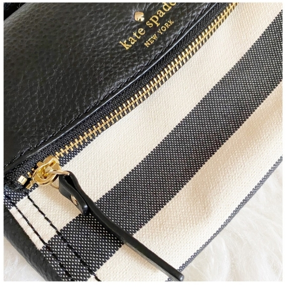 Kate Spade - Mini Cobble Hill Crossbody - Picture 4 of 11